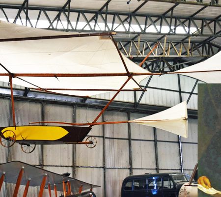 The glider and the seatbelt